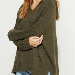 ⚡️Price Drop⚡️ NWT Distressed Hooded Sweater
